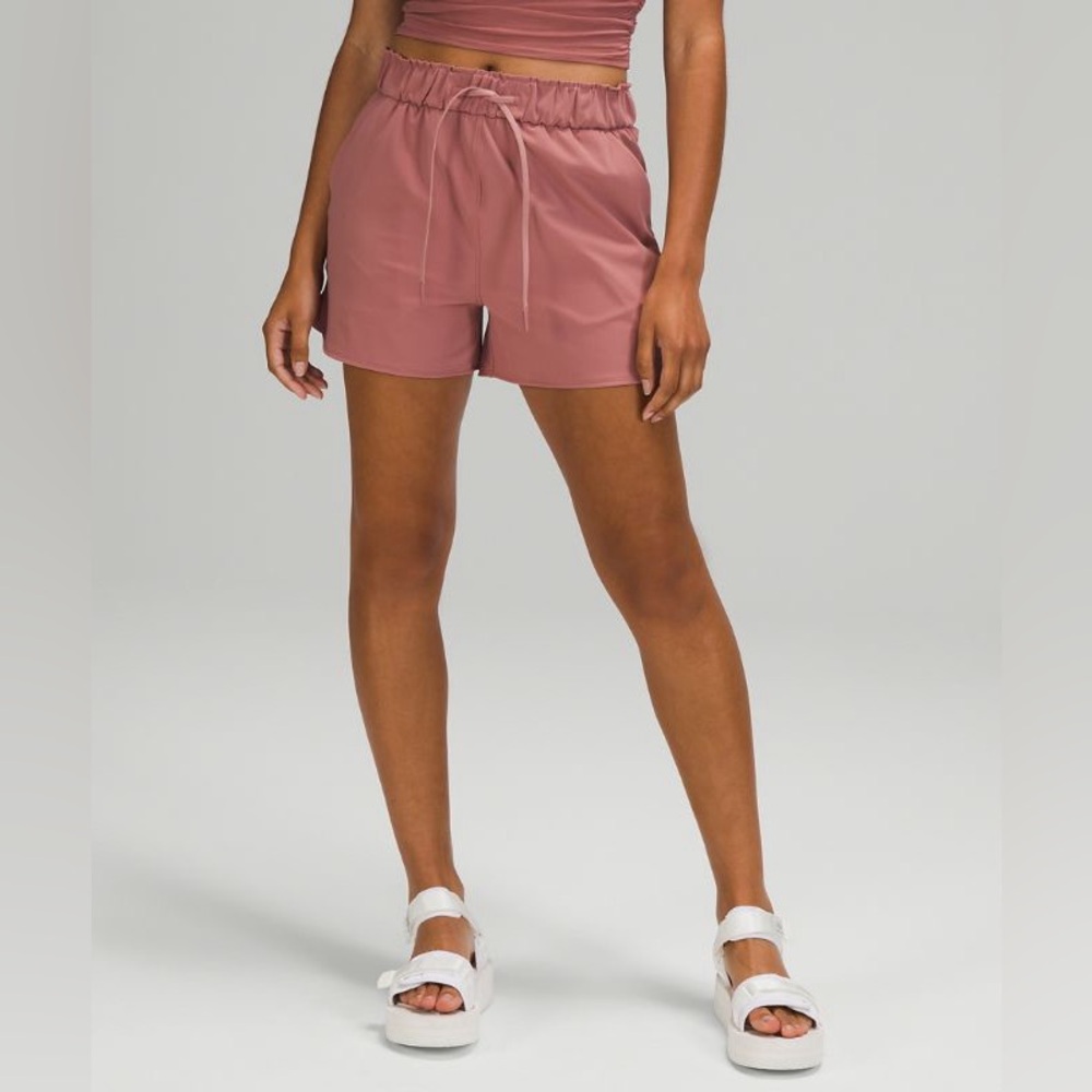 Lululemon Stretch High-Rise Short Womens Size 0